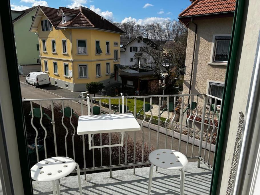 Charmante Und Zentrale Wohnung Am Weiherpark อาร์บอน ภายนอก รูปภาพ